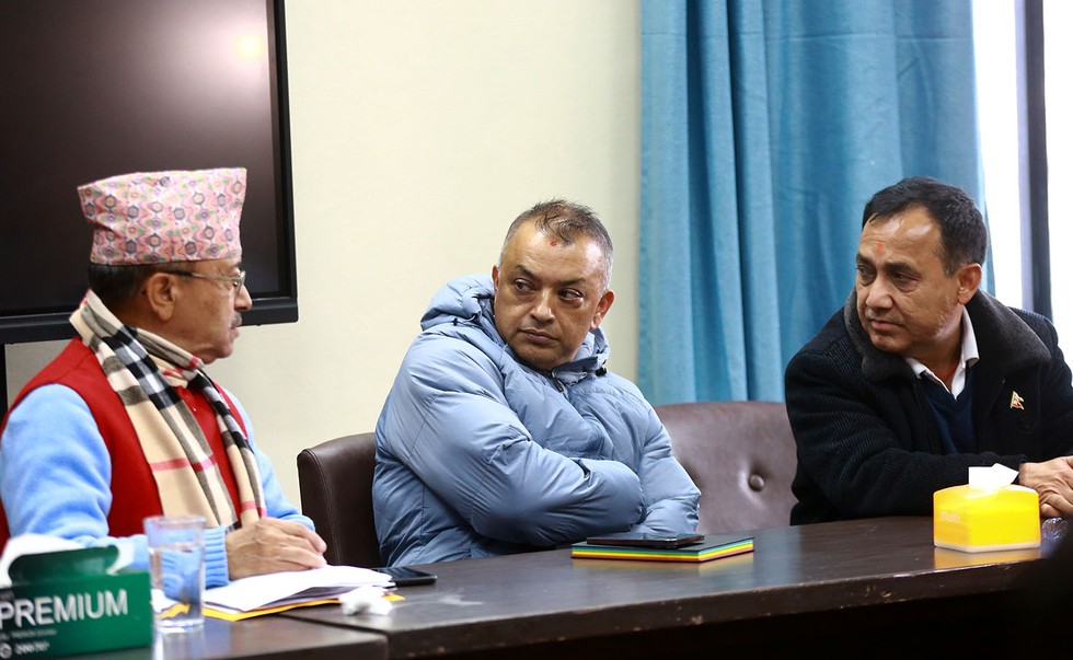 शेखर कोइरालाको घरबाट गगन थापाको कडा चेतावनी : विधान नमान्ने साथी जिम्मेवारीबाट बिदा हुन्छन्