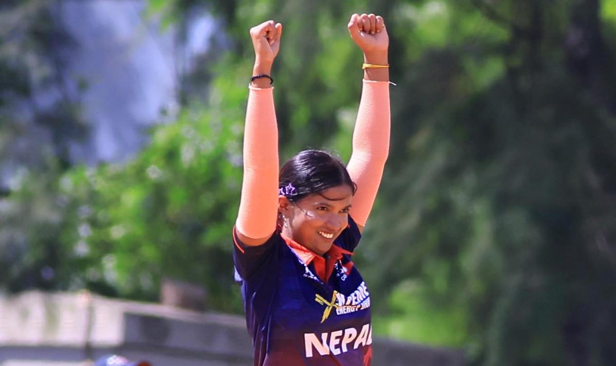 नेपालको शानदार बलिङमा मलेसिया ६७ रनमै समेटियो, पूजाको घातक प्रदर्शनमा तीन विकेट
