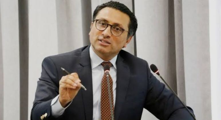 प्रवासी नेपालीलाई मातृभूमिको विकासका निम्ति लगानी गर्न अर्थमन्त्रीको आग्रह