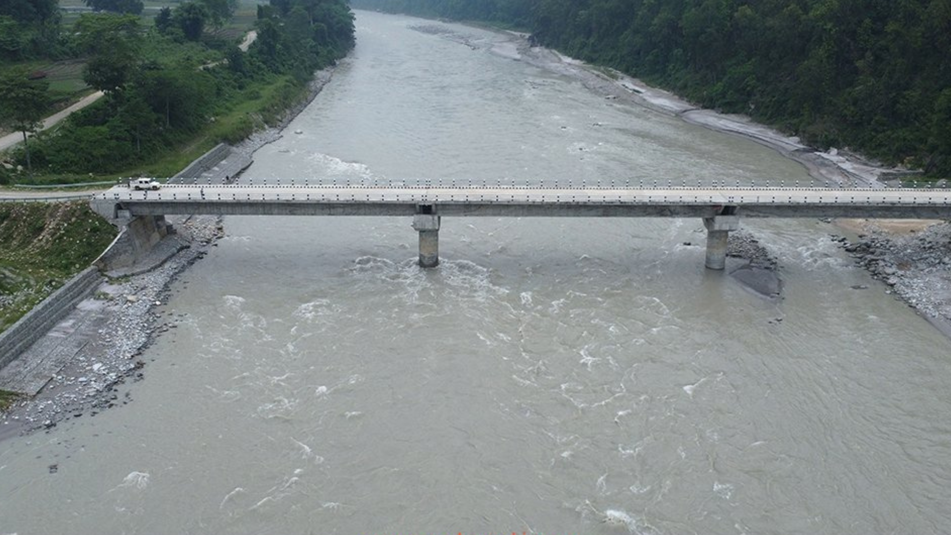 काठमाडौंसहित ३४ जिल्लाका साना नदीमा आकस्मिक बाढीको जोखिम