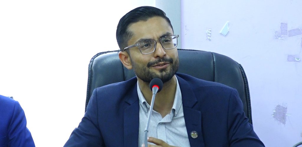 सुकुमवासी बस्ती हटाउँदा प्रभावित बालबालिकाको शिक्षा प्राप्तिमा कुनै कमी हुन नदिने शिक्षामन्त्रीको प्रतिबद्धता