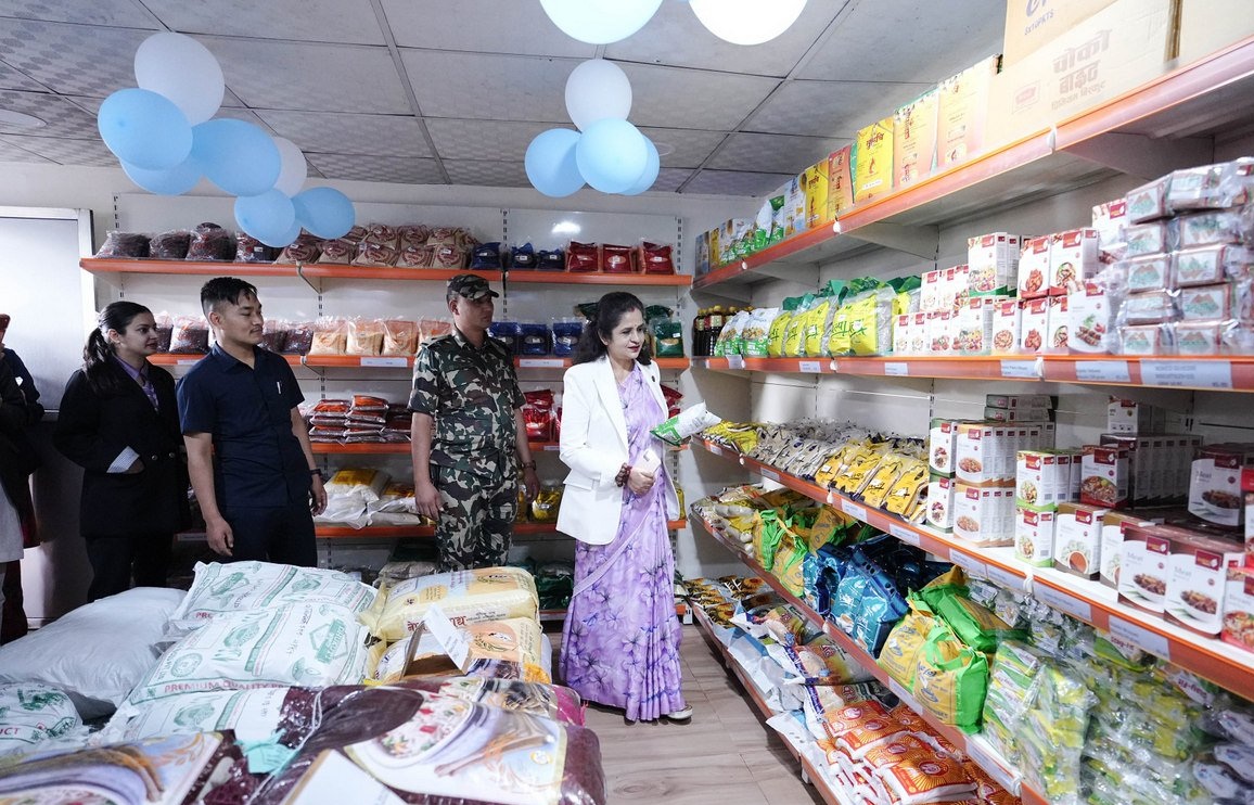 सिंहदरबारमा खाद्य व्यापार कम्पनीको बिक्री कक्ष सञ्चालन