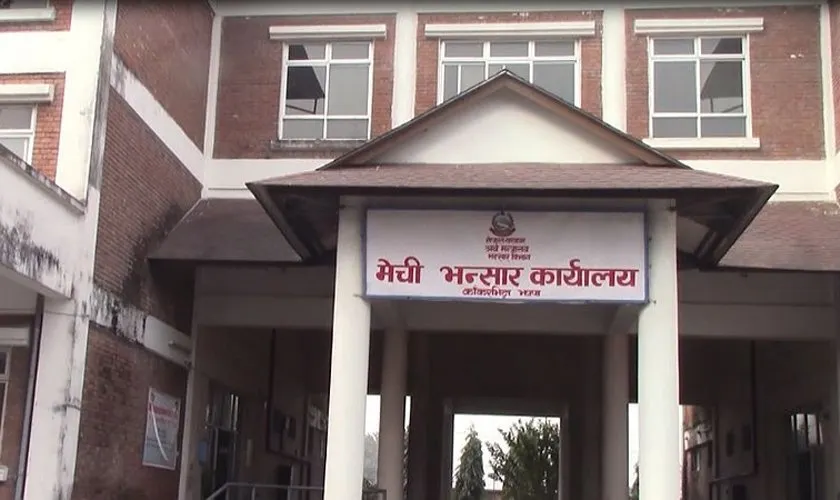 राजस्व लक्ष्यतर्फ उकालो लाग्दै मेची भन्सार