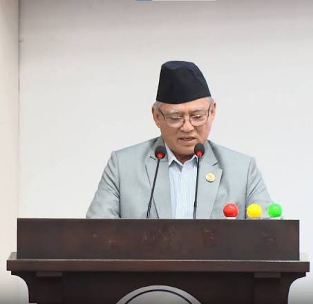 सरकारको ६ महिनामा ‘फासीवादी’ प्रवृत्ति देखियो : रामबहादुर थापा